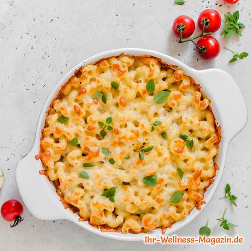 Low-Carb-Nudel-Auflauf mit Tomaten