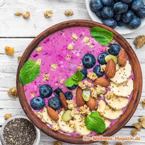 Einfache Rezepte für gesunde Frühstücksbowls