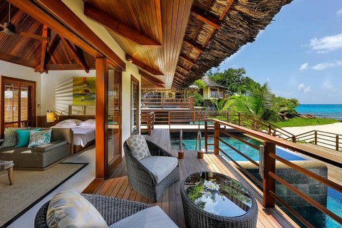 Seychellen-Insel Praslin: Im Hotel am Strand die Muße genießen