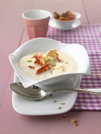 Einfache Kochrezepte: Blumenkohl-Cremesuppe mit Speck