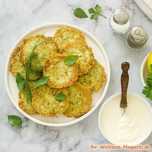 Low Carb Blumenkohl-Kräuter-Pancakes