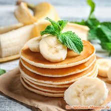 Schnelle Low Carb 3-Zutaten-Bananen-Pancakes