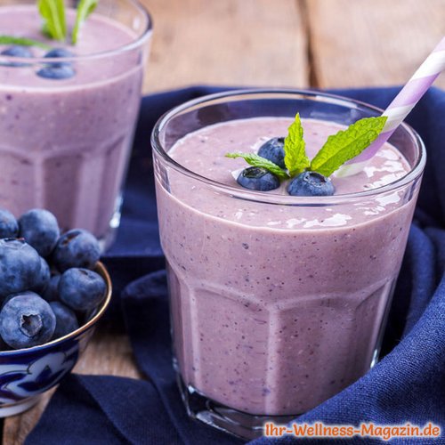 Cremiger Eiweißshake mit Heidelbeeren