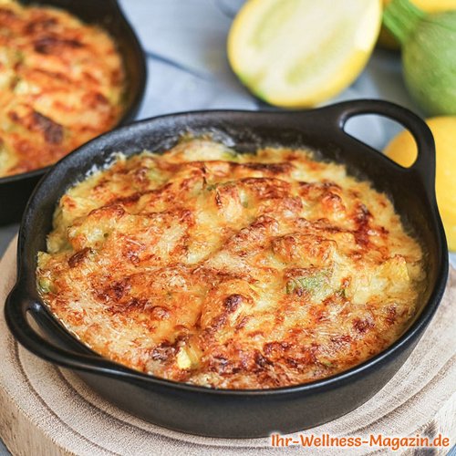 Low Carb Zucchini-Hähnchen-Auflauf