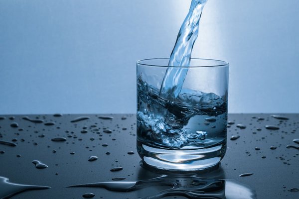 Verunreinigungen im Trinkwasser – Wie bekommt man das Wasser rein?
