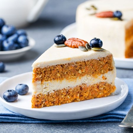 Veganer Möhrenkuchen ohne backen