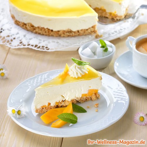 Low Carb Mango-Joghurt-Torte mit Keksboden