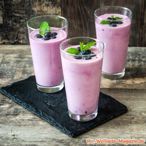 Cremiger Blaubeer-Quark-Eiweißshake