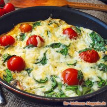 Frittata mit Tomaten, Käse und Spinat