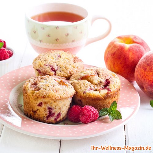 Einfache Low Carb Pfirsich-Melba-Muffins