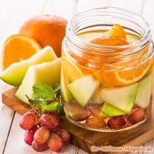 Orangen-Melonen-Trauben-Wasser