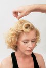 Frisuren zum Nachmachen: Der Marylin Monroe Look - Step 5