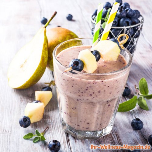 Cremiger Birne-Blaubeer-Eiweißshake