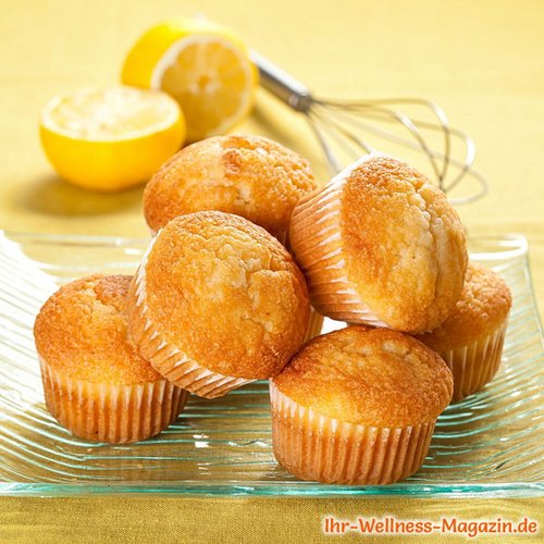 Low Carb Zitronen-Buttermilch-Muffins
