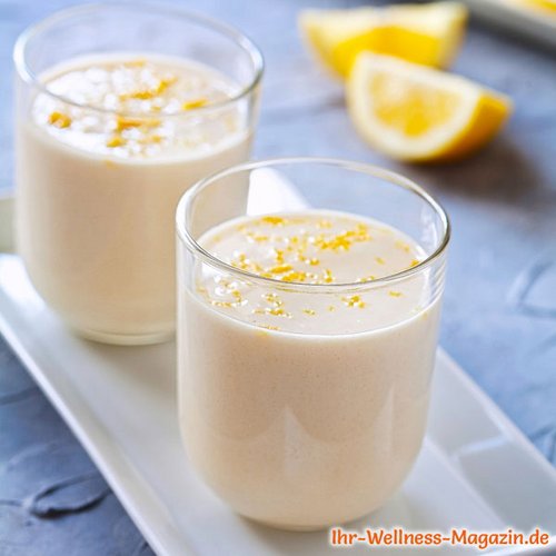 Zitronen-Quark-Dessert im Glas