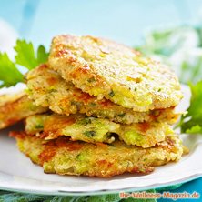 Low Carb Brokkoli-Paprika-Käse-Pancakes