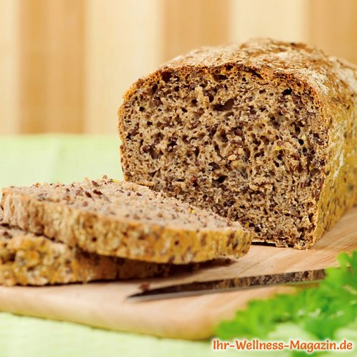 Low Carb Kefirbrot mit Leinsamen