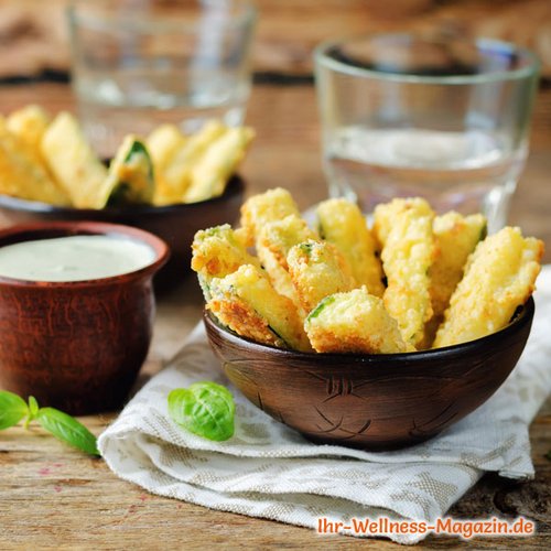 Zucchini-Sticks mit Dip