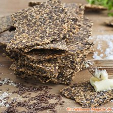 Leinsamen-Knäckebrot mit Sesam