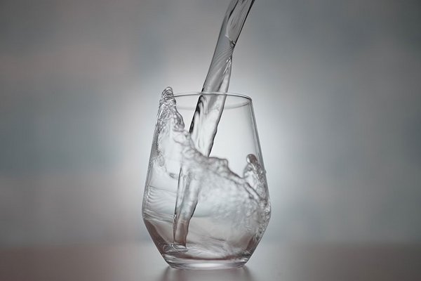 Wassertrinken neu gedacht: Wie moderne Technik das Trinkverhalten revolutioniert