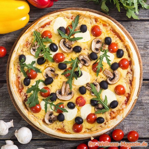 Vegetarische Low-Carb-Pizza mit Rucola