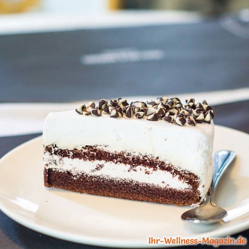 Leichte Low Carb Sahnetorte