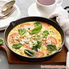 Frittata mit Tomaten, Kräutern und Feta