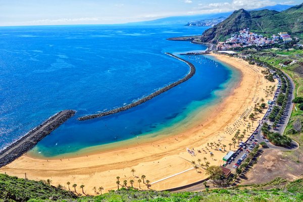 Der schönste Sandstrand von Teneriffa – Playa de las Teresitas