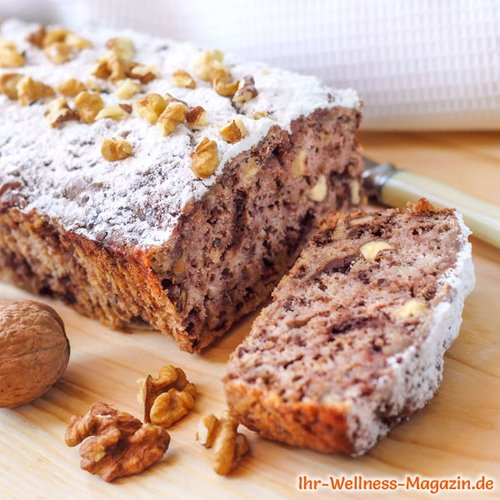 Schneller, einfacher Low Carb Bananen-Nusskuchen