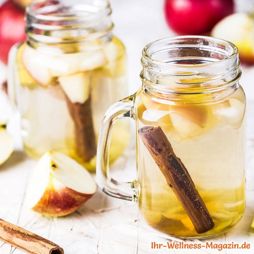 Ingwer-Apfel-Limonade mit Zimt