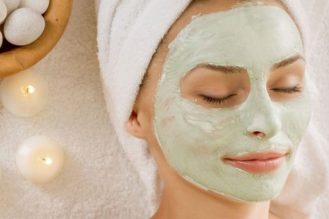 Gesichtsmasken selber machen: Über 40 Rezepte für schöne Haut