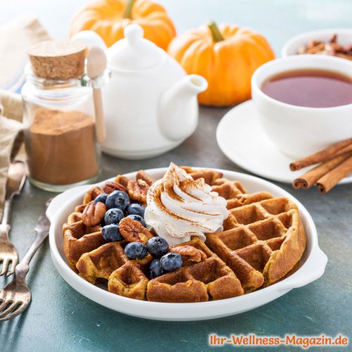 Low Carb Kürbis-Waffeln mit Zimt