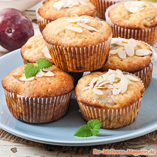 Saftige Low Carb Pflaumen-Muffins