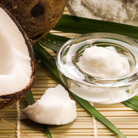 Kokosöl für weißere und gesunde Zähne