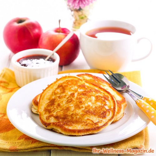 Low Carb Eiweiß-Apfel-Pancakes
