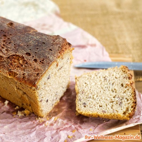 Eiweißbrot mit Quark und Haferkleie