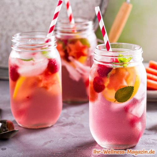 Himbeer-Melonen-Limonade mit Zitrone