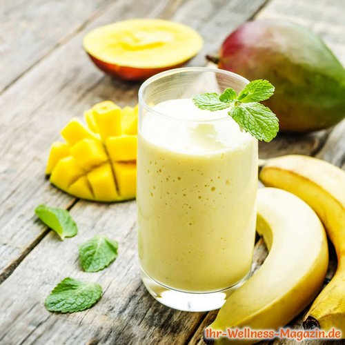 Eiweißshake mit Mango und Banane