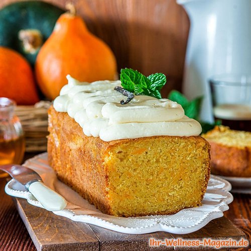 Low-Carb-Kürbiskuchen mit Vanillecreme