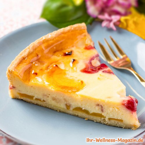 Leichter Low Carb Frucht-Schmandkuchen