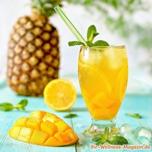 Mango-Ananas-Eistee selber machen