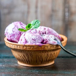 15 einfache Low Carb Eis-Rezepte aus maximal 5 Zutaten