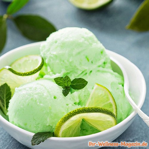 Low Carb Buttermilch-Limetten-Eis selber machen