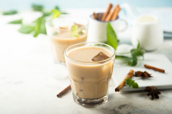 Sommergetränke - Rezepte für Eistee, Eiskaffee, Eisschokolade, Limonade ...