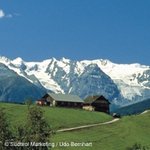 weiter zu Urlaub in Südtirol - Reisen Südtirol - Meran, Bozen und die Dolomiten