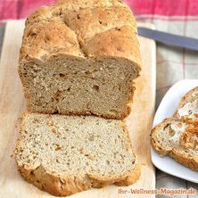 Eiweißbrot mit Leinsamenmehl und Zwiebeln