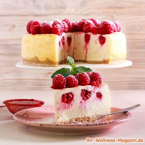 Low-Carb-Quarkkuchen mit Himbeeren