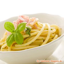 Low-Carb-Pasta mit Schinken