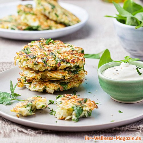 Low-Carb-Pancakes mit Spinat und Kohl