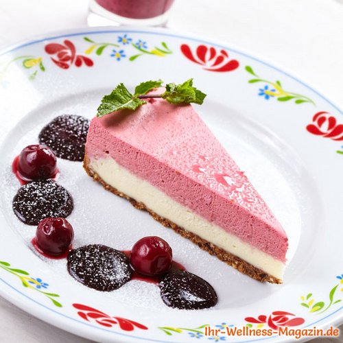 Cremige Low Carb Kirsch-Joghurt-Torte